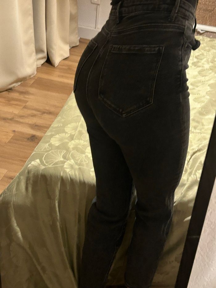 Jean stradivarius mom slim taille  36