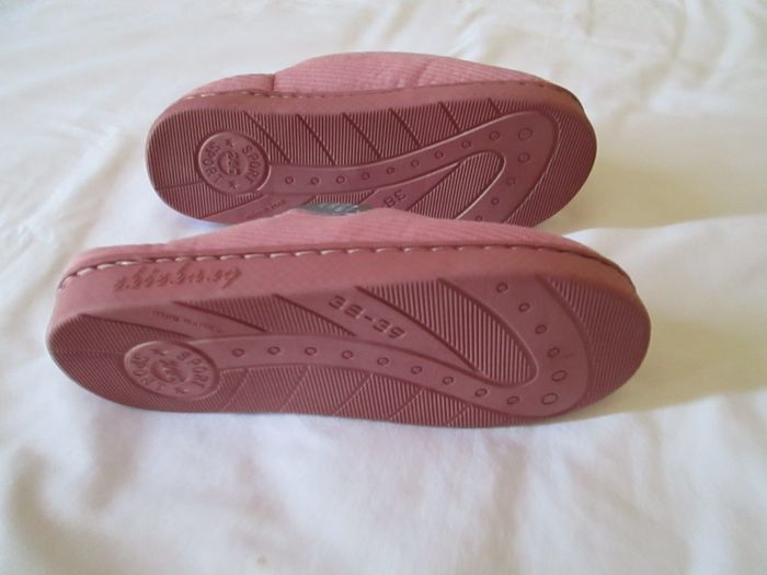 Chaussons roses & gris - photo numéro 3