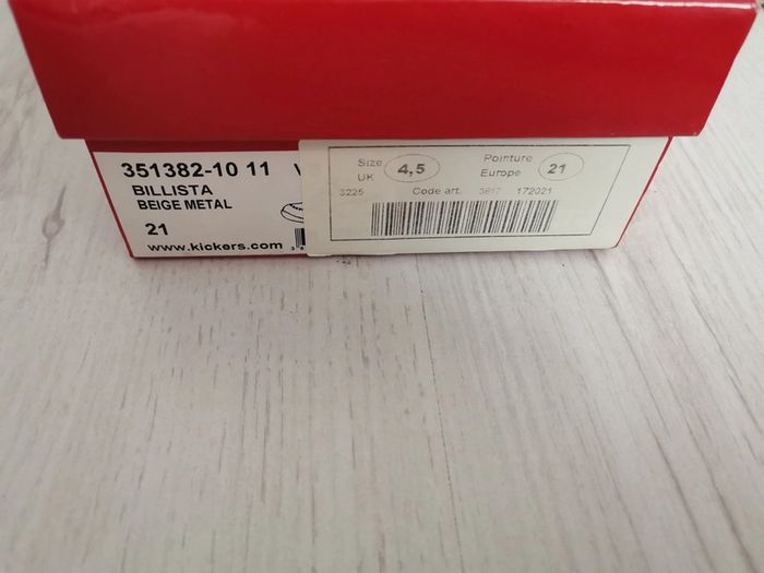 Chaussure Kickers or et Rose taille 21 - photo numéro 8