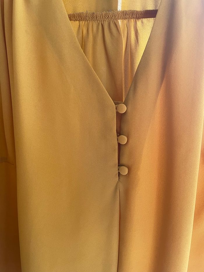 Blouse jaune - photo numéro 3
