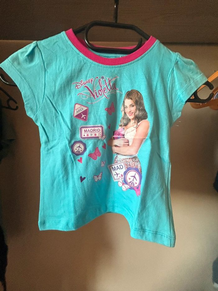 TEE shirt Violetta 3 ans