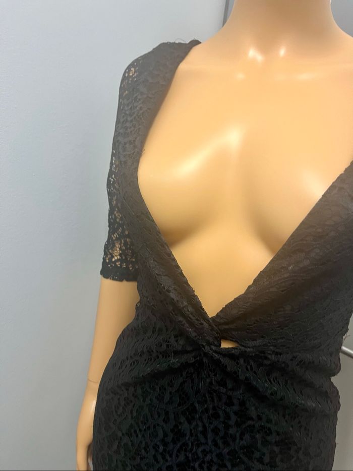 Robe noire sexy - photo numéro 3