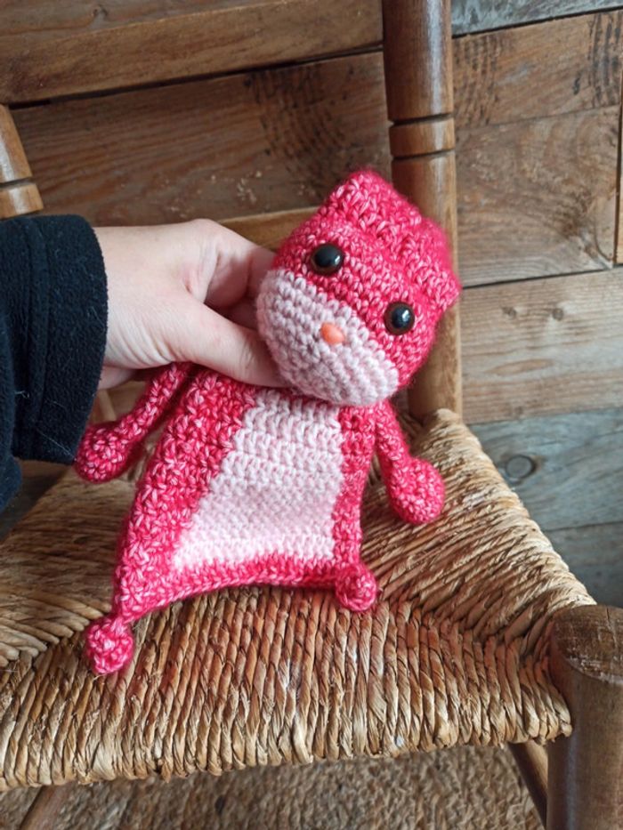 Doudou lapin crochet fait main - photo numéro 7