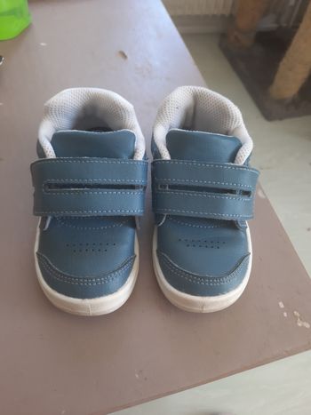 Chaussure de marche garçon pointure 23