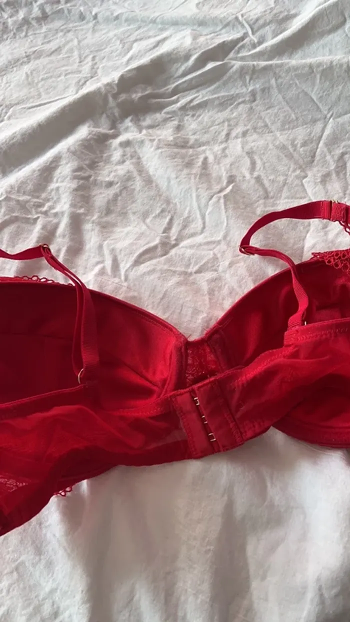 Soutien gorge - photo numéro 3