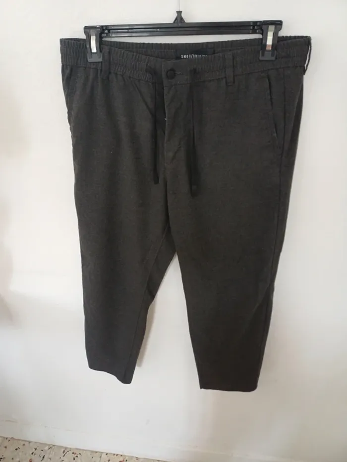 Pantalon noir - photo numéro 3