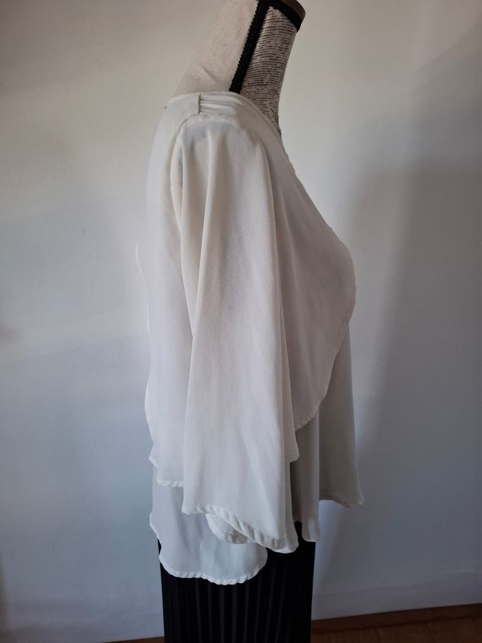 Chemise, chemisier, blouse blanche - photo numéro 4