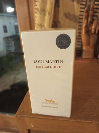 Parfum matièr noire b'y Loui martin 