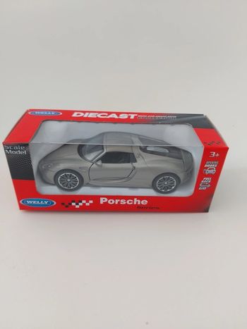 Porsche  - 918  spyder  - hard-top - anthracite