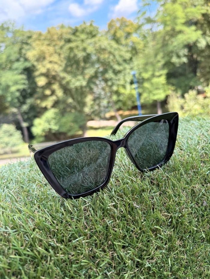 Lunette de soleil femme - photo numéro 3
