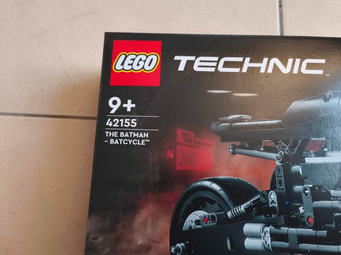 LEGO Technic 42155 : The Batman : Batcycle - photo numéro 3