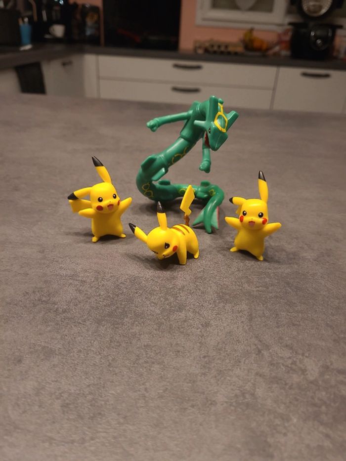 Figurine pokemon
