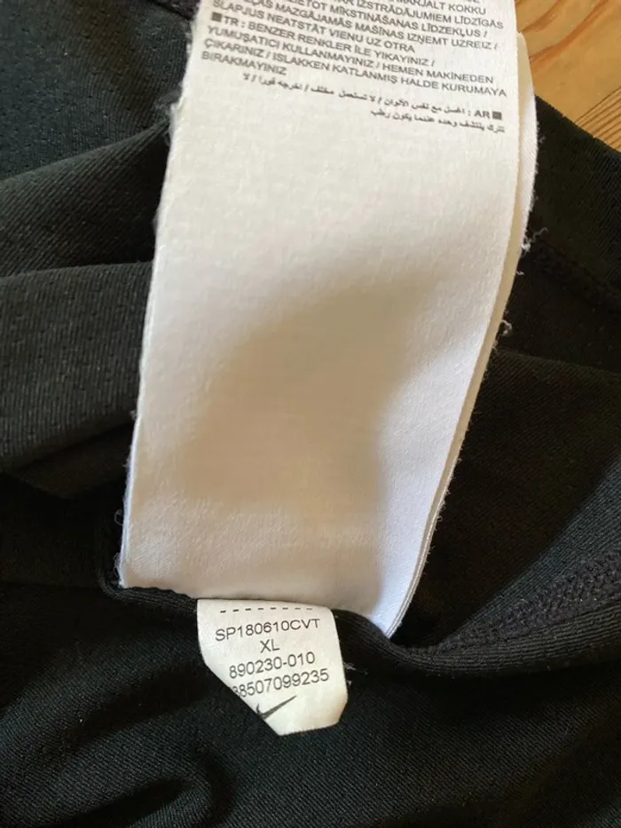 T-shirt Nike - photo numéro 2