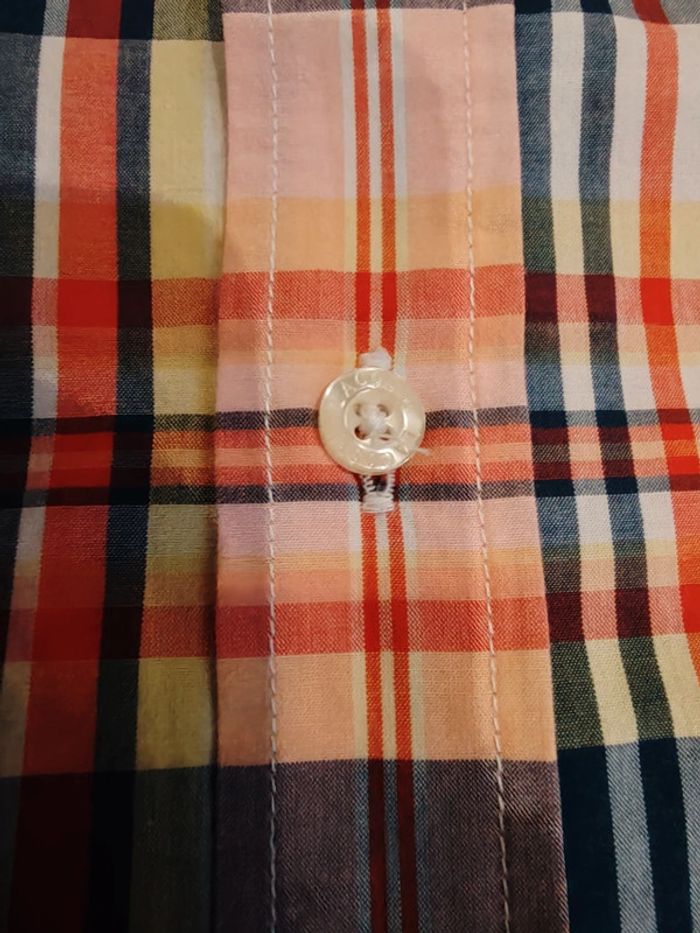 Chemise Lacoste 8 ans - photo numéro 4
