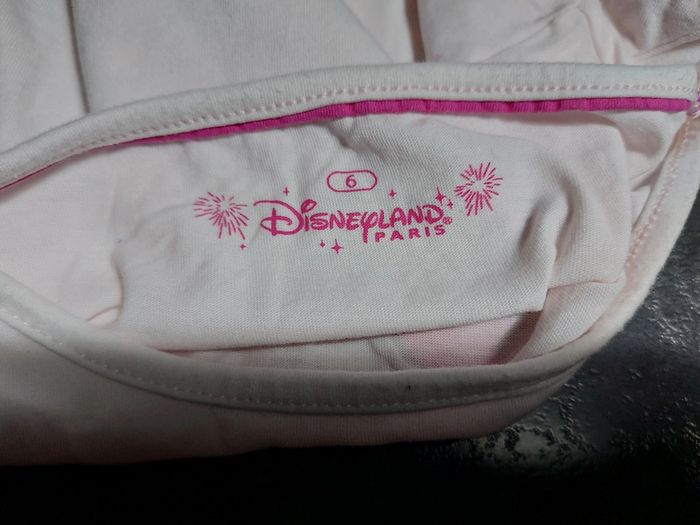 Tee shirt Minnie Disneyland Paris 6 ans en excellent état - photo numéro 4