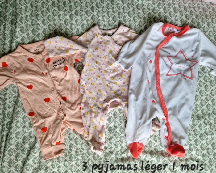 Lot naissance et 1 mois fille - photo numéro 3
