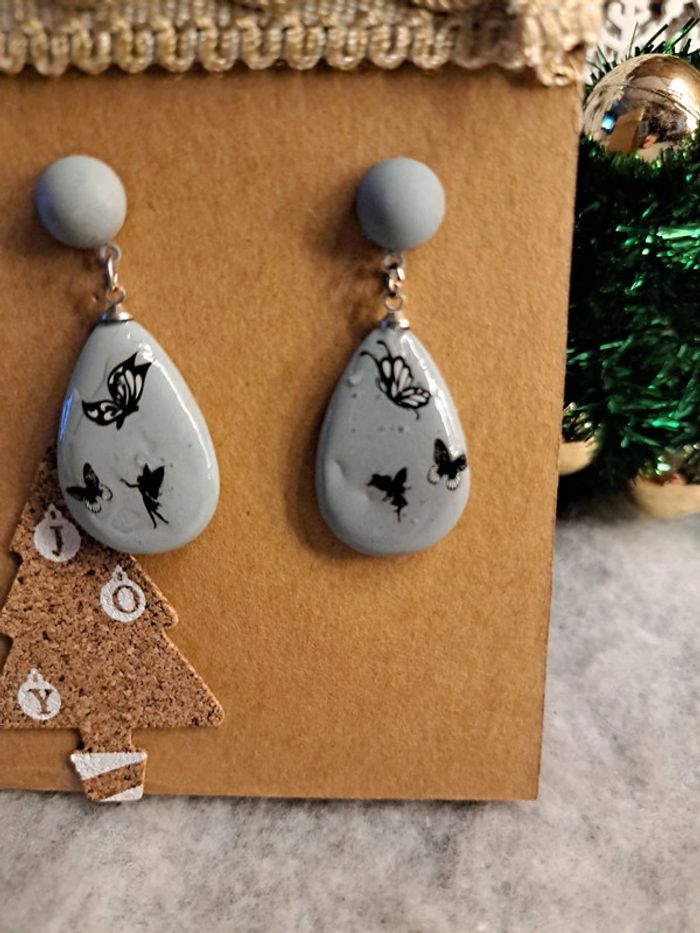 Boucles d'oreilles pendante grise et noir - photo numéro 3