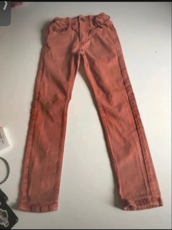 Jean skinny pour garçon BON ÉTAT taille 7 ans couleur rouille
