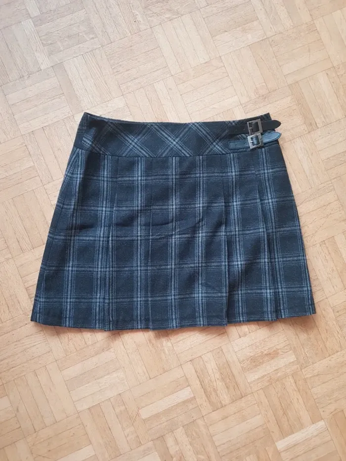 Yessica - Jupe écolière en laine et à carreaux - Neuve !