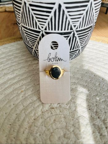 Bague bhom