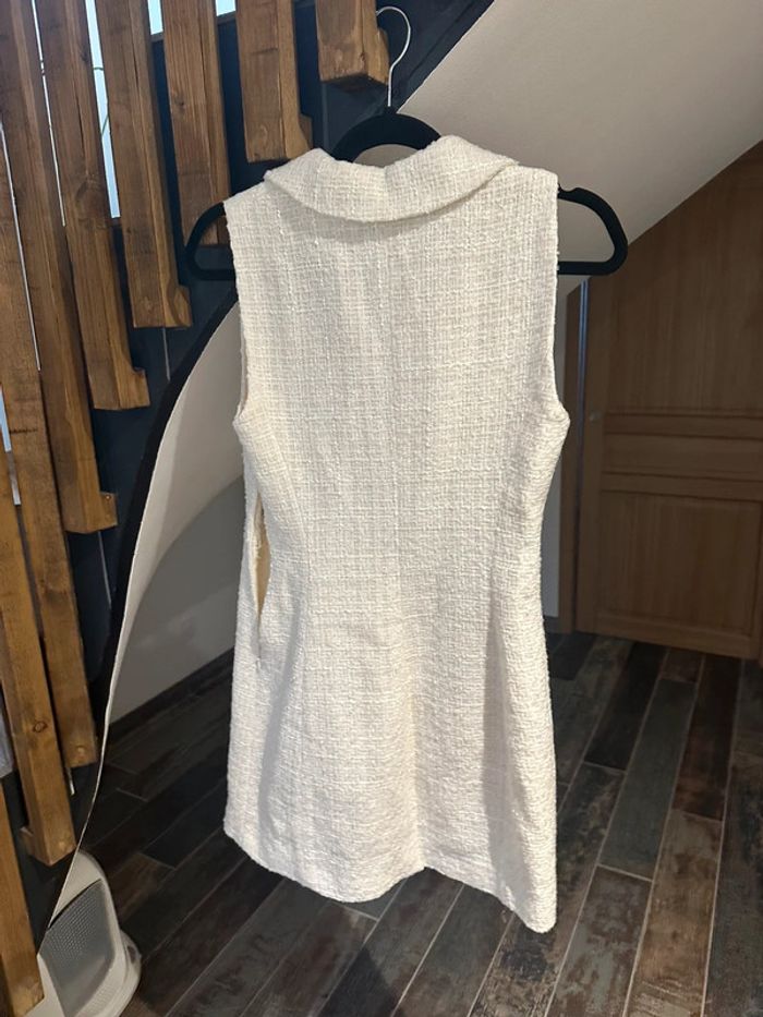 Robe prêt du corps - photo numéro 4