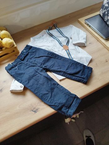 Ensemble henopilote bébé 24 mois bretelles chemise pantalon très bon état