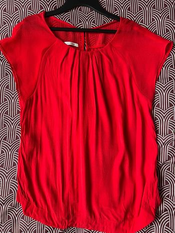 Haut promod rouge taille 38