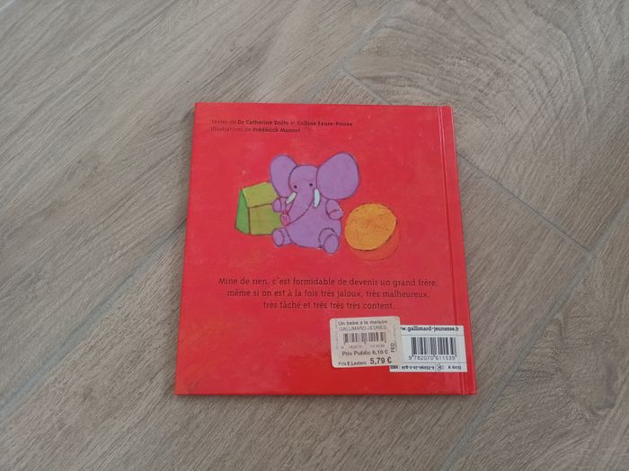 Livre Dolto - un bébé à la maison - photo numéro 2