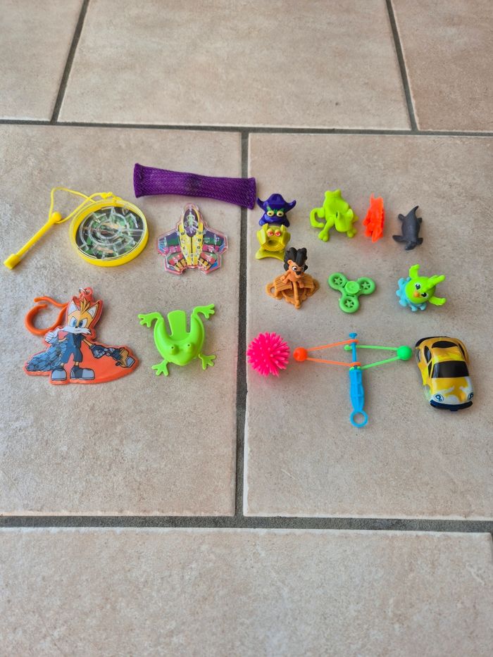 Lot jouets enfant