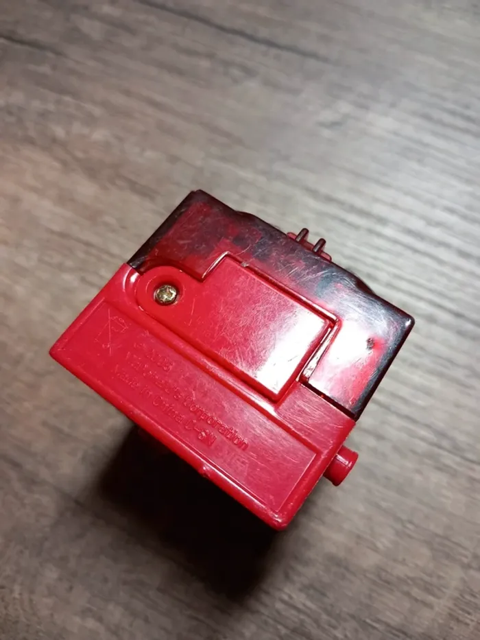 Mcdonald's lecteur musique boite musicale O-ZONE happy meal fonctionne - photo numéro 2