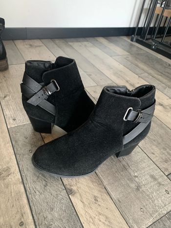 Petite bottine