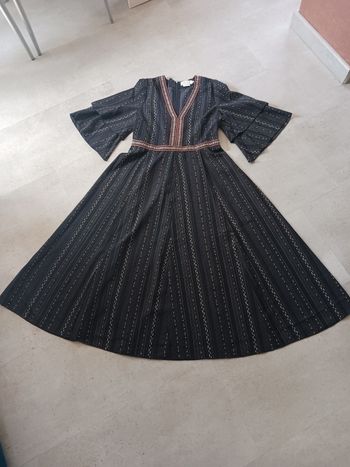 Robe noire imprimée Taille S Molly Bracken neuve