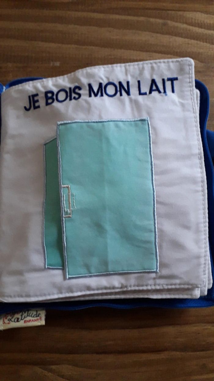 Magnifique livre bébé en tissu et broderie de qualité - photo numéro 4