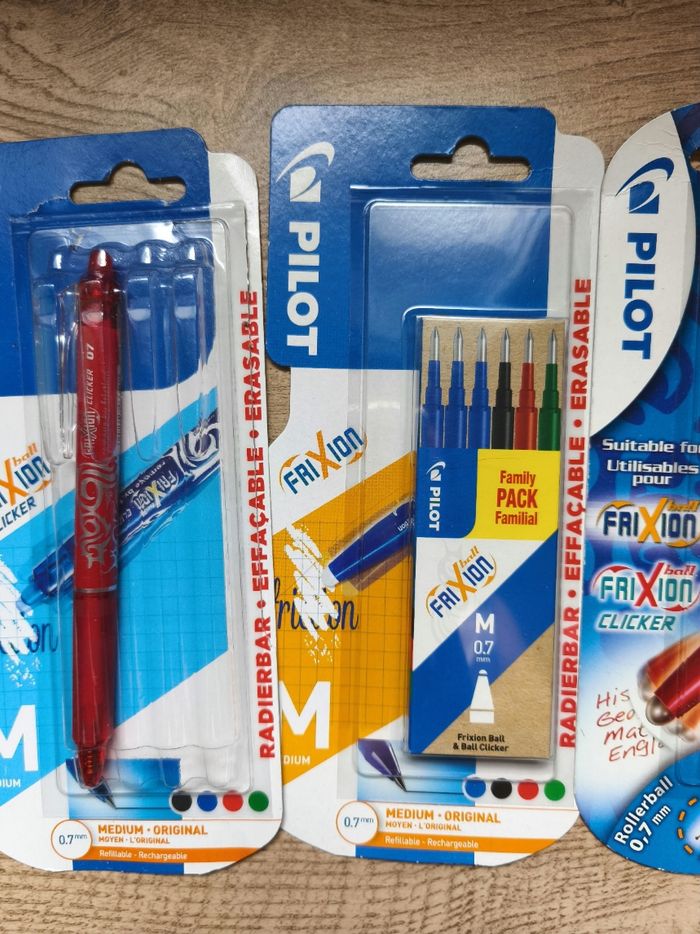 Lot de recharges Pilot frixion et 1 crayon - photo numéro 3