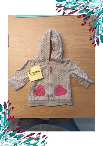 Gilet fille 6 mois. Coeurs