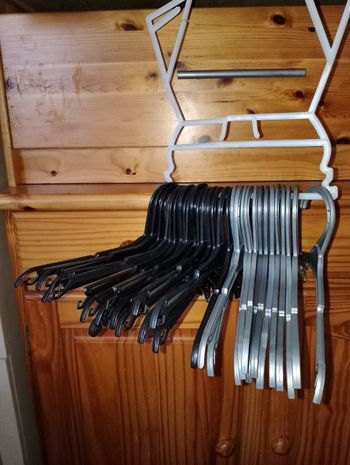 Cintre porte manteau x 29