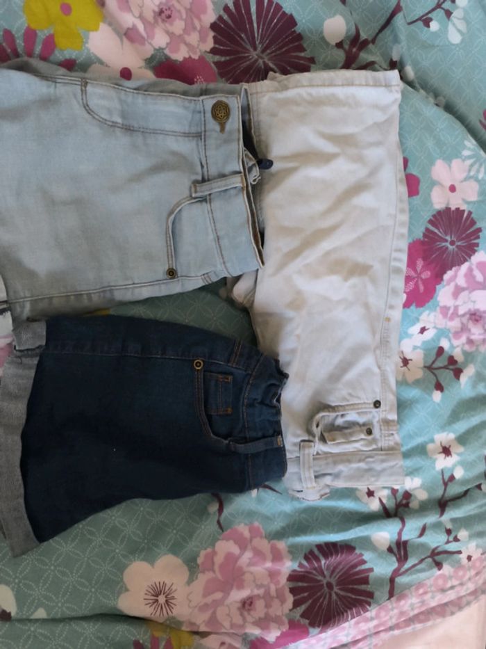 Lot de 2 shorts et 1 bermuda 8 ans