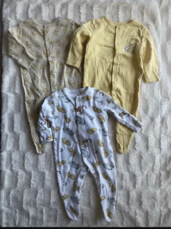 Lot pyjamas Disney primark