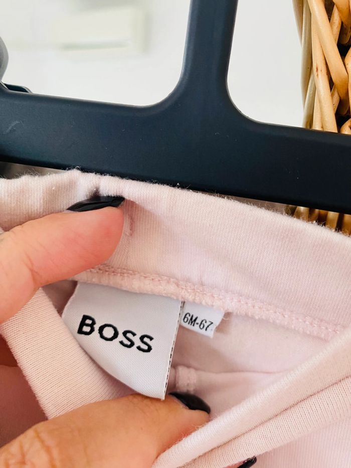 Ensemble Hugo Boss 6 mois - photo numéro 5