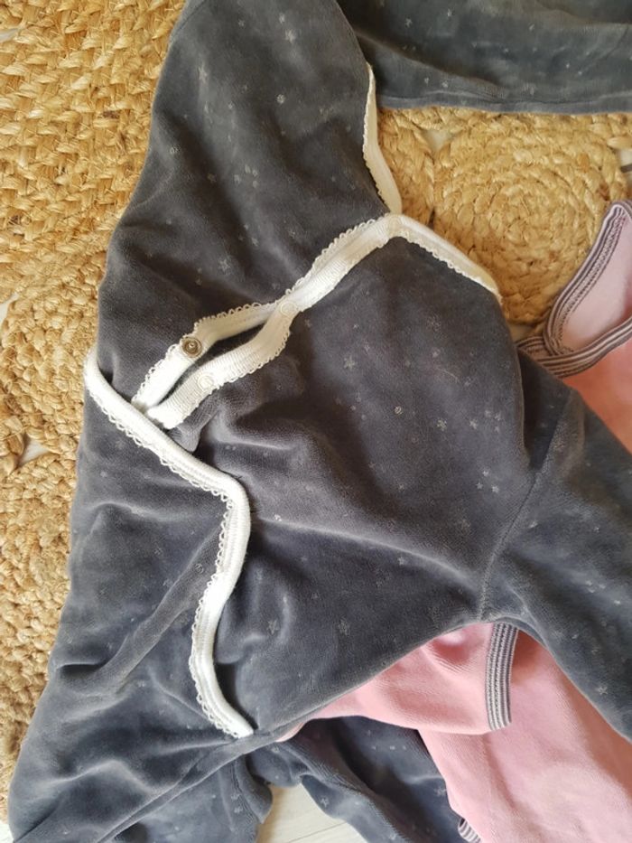 Lot de 2 pyjamas velours fille 24mois petit bateau neufs - photo numéro 4