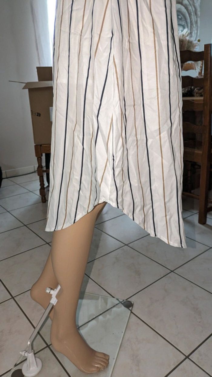 Robe midi à col surplis sans manche taille S/38 jamais porté - photo numéro 6