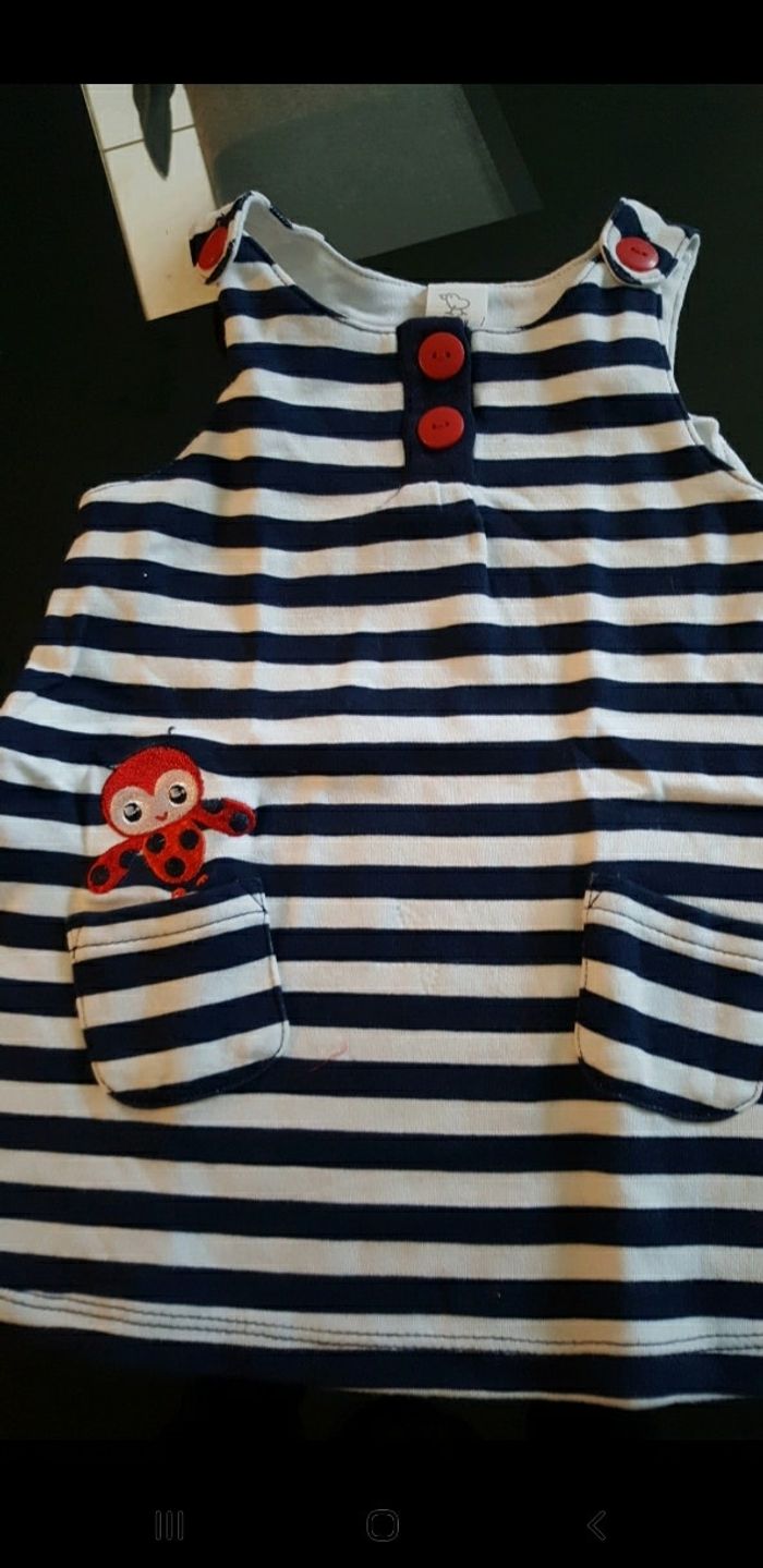 Robe fille 👧 - photo numéro 2