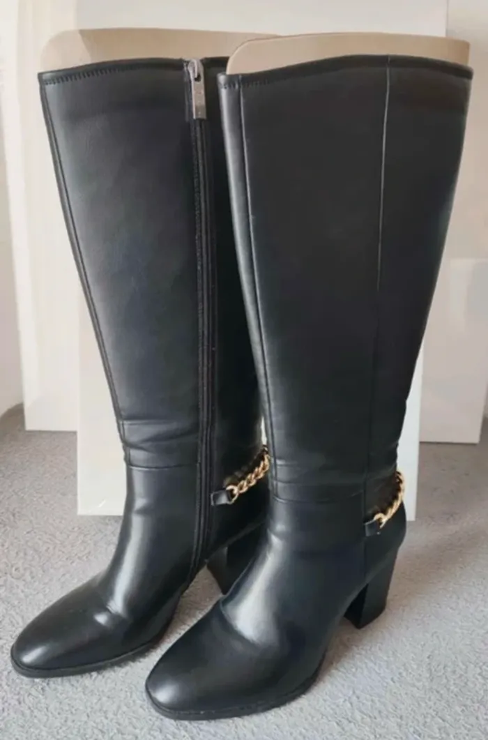 Superbes bottes noires à talon – Mosquitos – Taille 38 – Excellent état - photo numéro 2