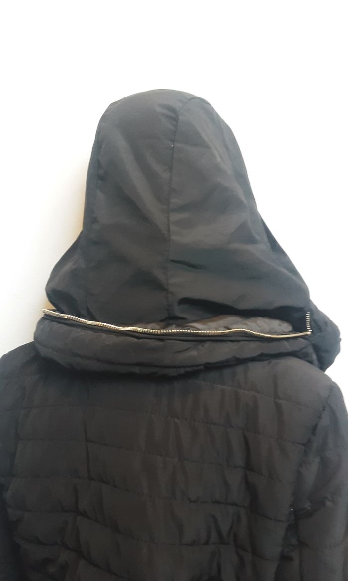 Doudoune  /manteau  chaud noir avec une tirette doré pour femme Taille 36 Only Fashion - photo numéro 8