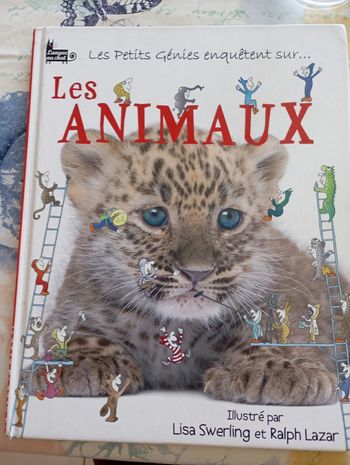 Livre les petits génies enquêtent sur les animaux
