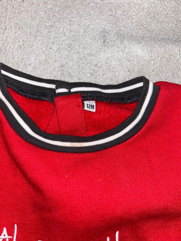 Pull rouge - photo numéro 2