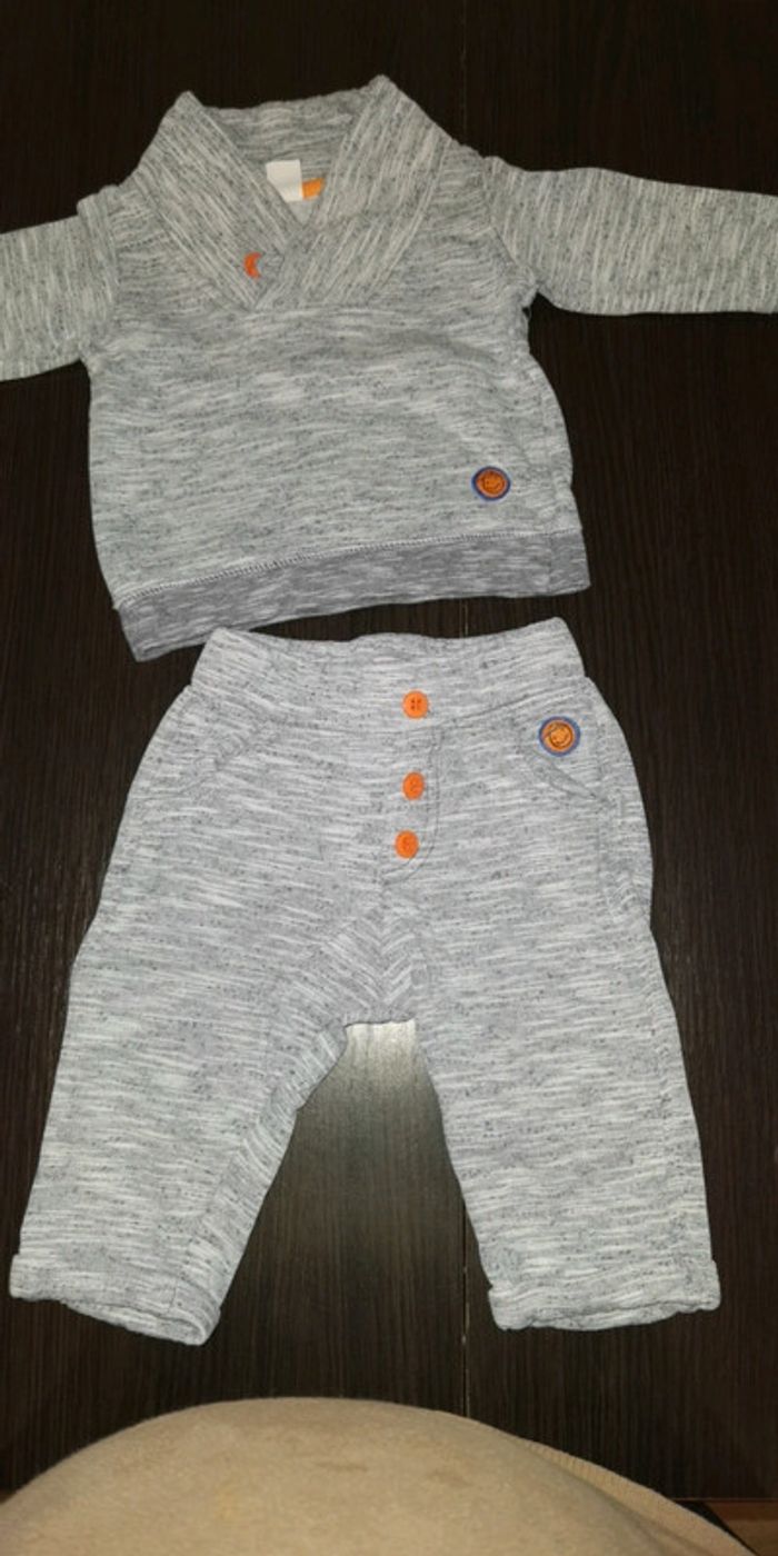 Ensemble 2 pièces - photo numéro 2