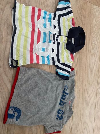 Lot de 2 t shirts polos 6/9 mois