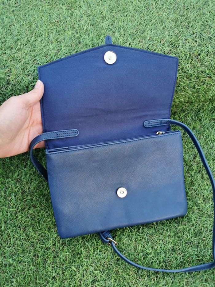 Sac à main chic bandouliere bleu camaïeu très bon état - photo numéro 2