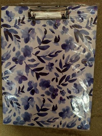 Porte document blanc et bleu